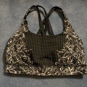 Lululemon Energy bra, size 4
